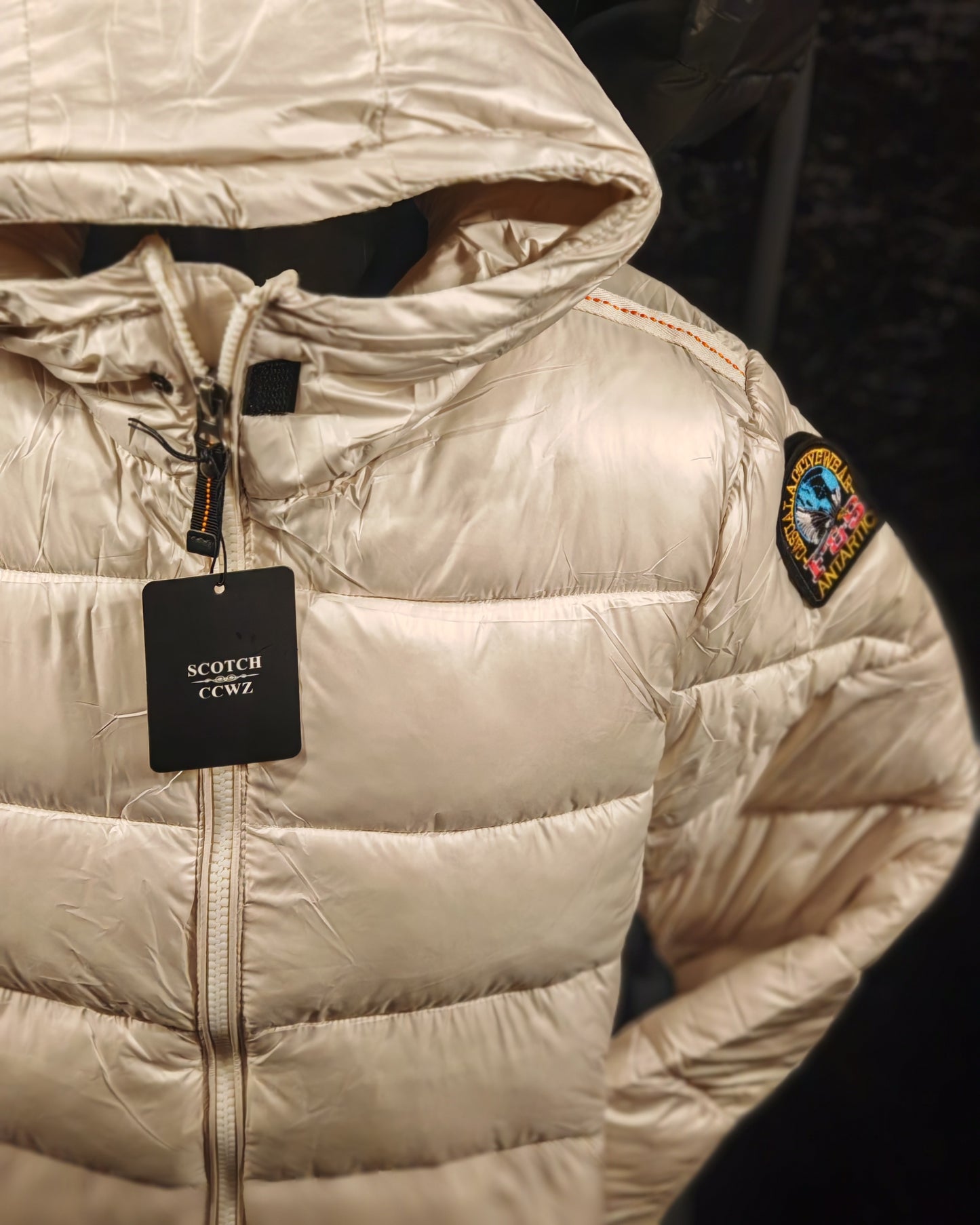 Premium Winterjacke BLACK AND WHITE