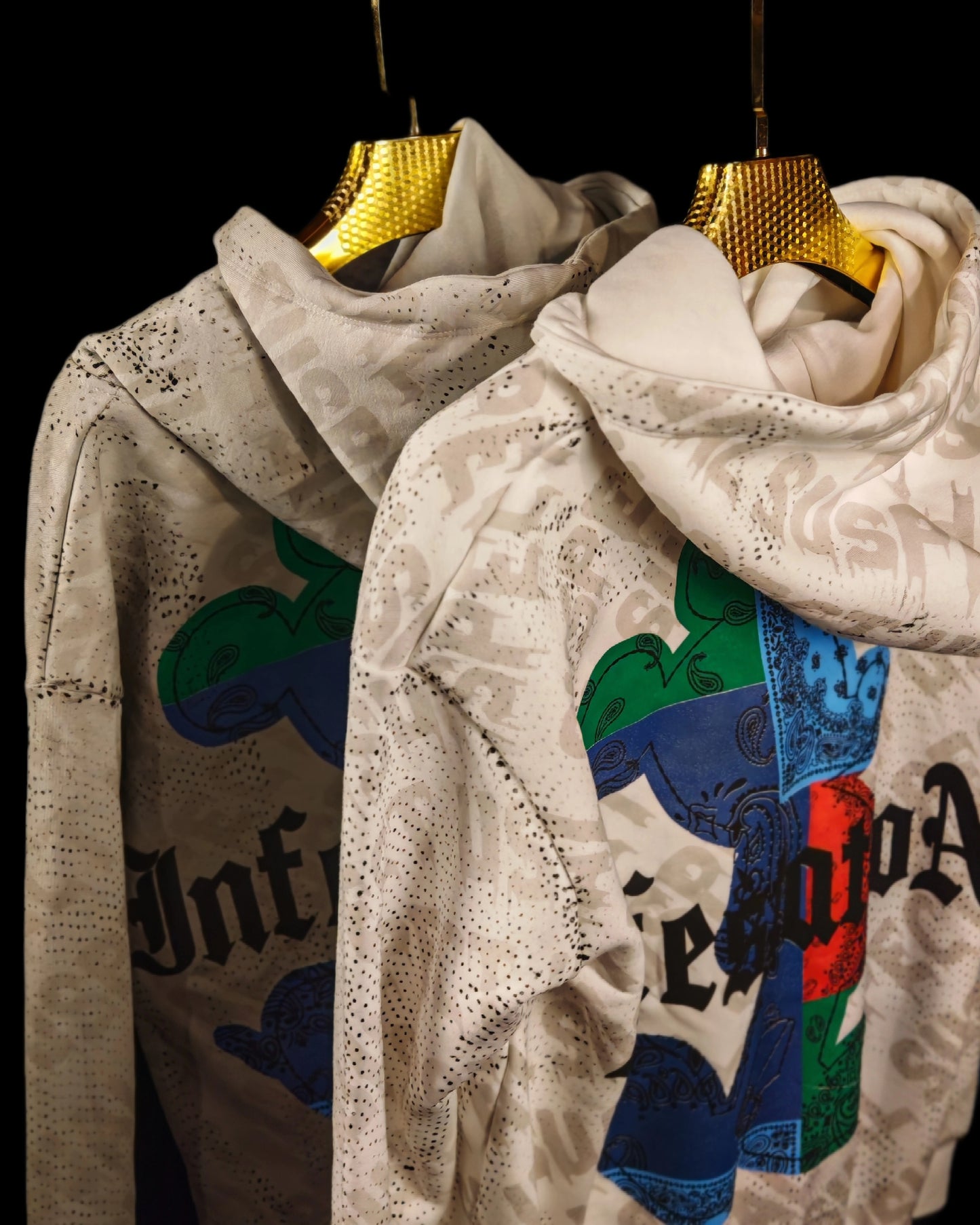 Kapuzenpullover / Hoodie