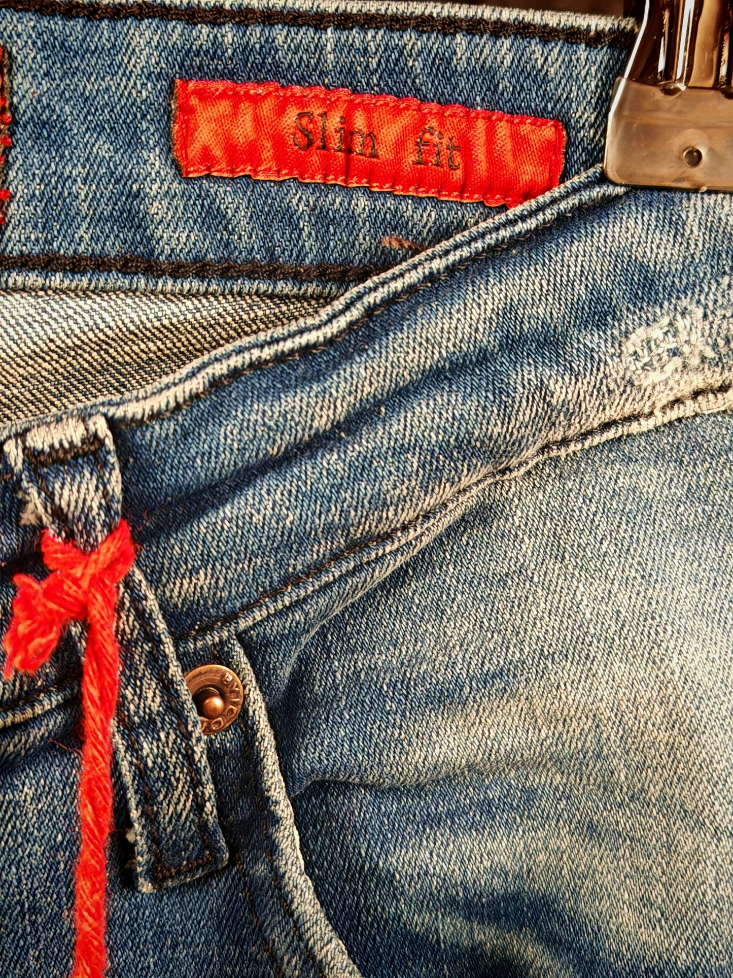 ICON LIGHT BLUE SLIM JEANS